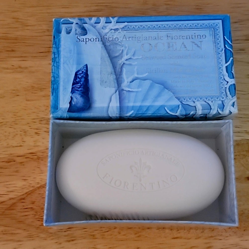 2 -Italian/Sicilian Ocean/ Ocean Breeze)Saponificio Artigianale Fiorentinio Soap